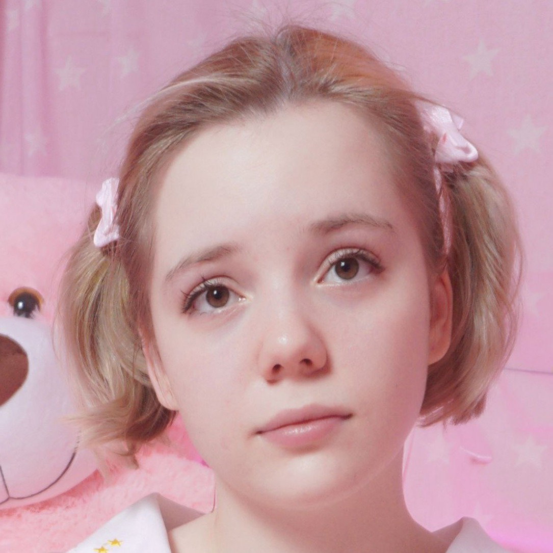 tinykiki desnuda